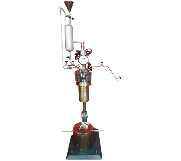 KCFD系列--帶在線加料、在線取樣-卡環(huán)連接